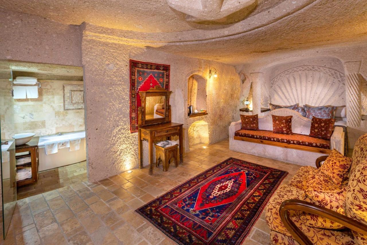 Отель Adora Cave Suites - (Adults Only) 3*